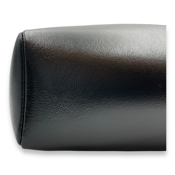 31 Shopping Tote 36x25x7cm Black Shoulder Bag in Shiny lambskin, Gold hardware - Image 7