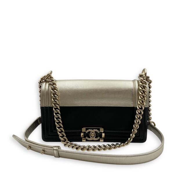 Bi-color Boy (25cm) Medium Black/Gold in Calfskin, Gold hardware - Image 9