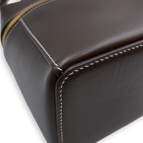 LP 27 Extra Pocket Brown Shoulder Bag in Calfskin, Gold hardware - Image 8