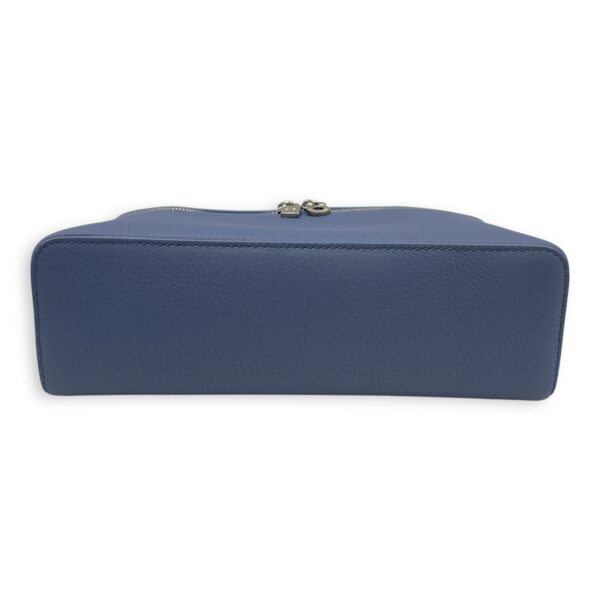 Extra pocket 19 Blue Crossbody Bag in Calfskin, Silver hardware - Image 5
