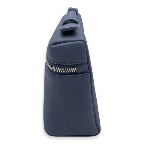 Extra pocket 19 Blue Crossbody Bag in Calfskin, Silver hardware - Image 4