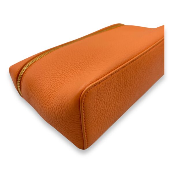 Extra Pocket 19 Orange Crossbody Bag in Calfskin, Gold hardware - Image 8