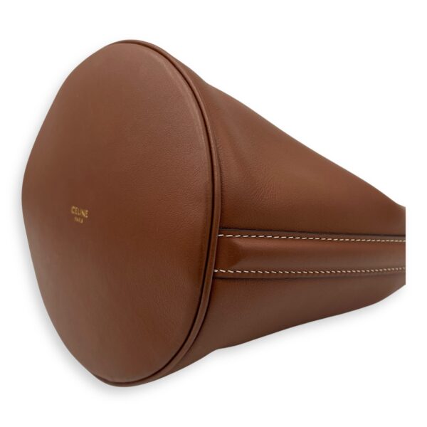 16 Teen Brown Bucket Bag in Calfskin, Gold hardware - Image 12