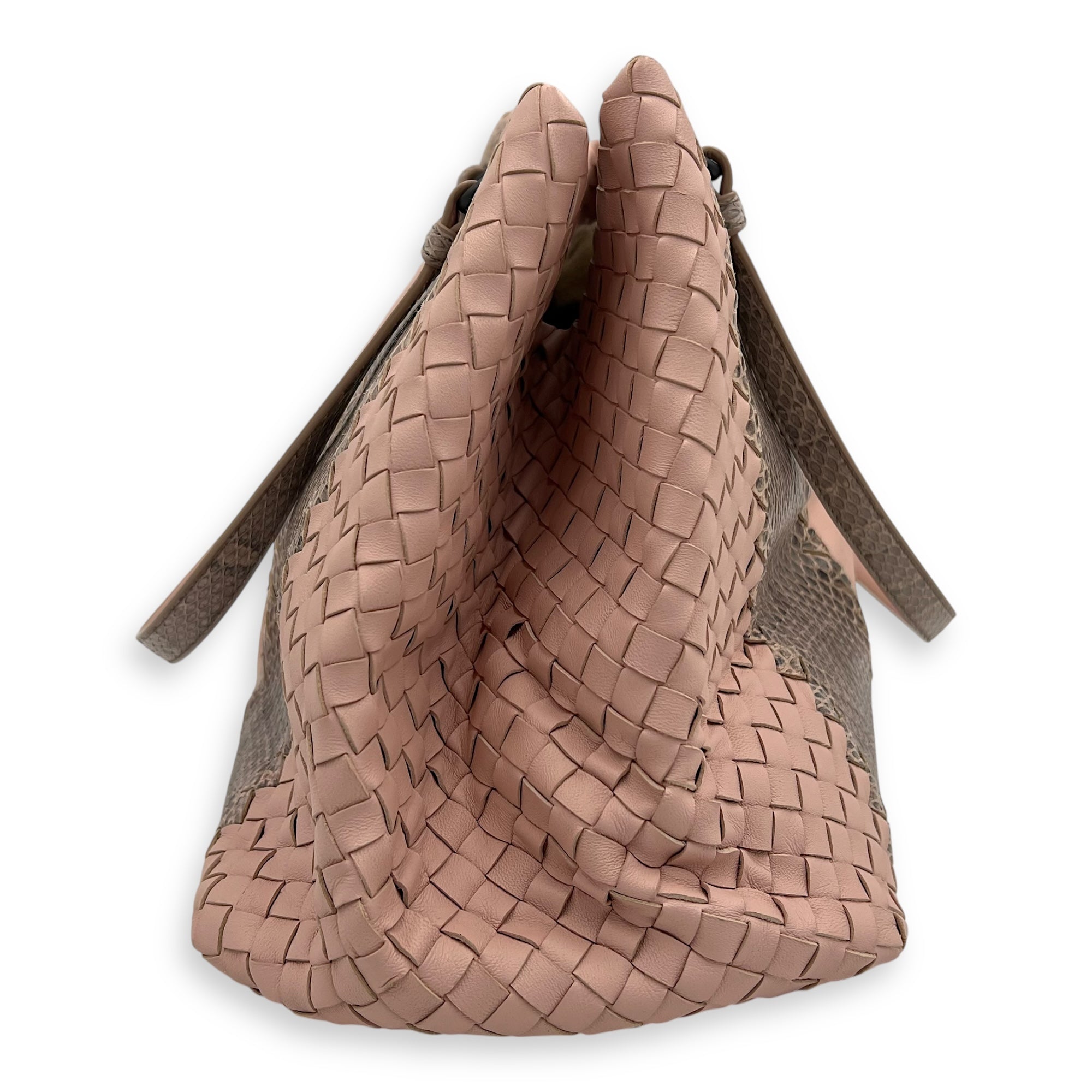 Intrecciato Top Handle Bag Pink in Lambskin, Gunmetal hardware - Image 6