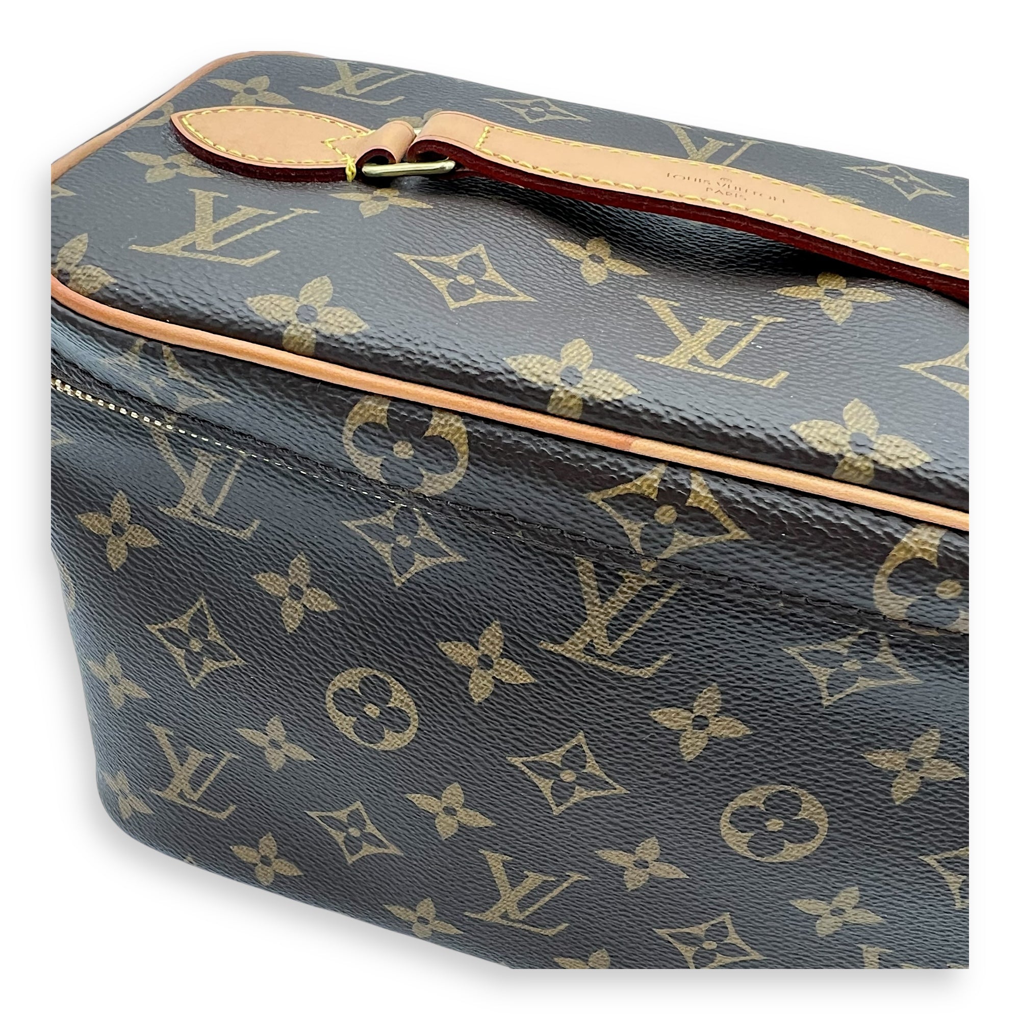 Nice BB Brown Vanity Bag in Monogram Coated Canvas, Gold hardware - Image 9