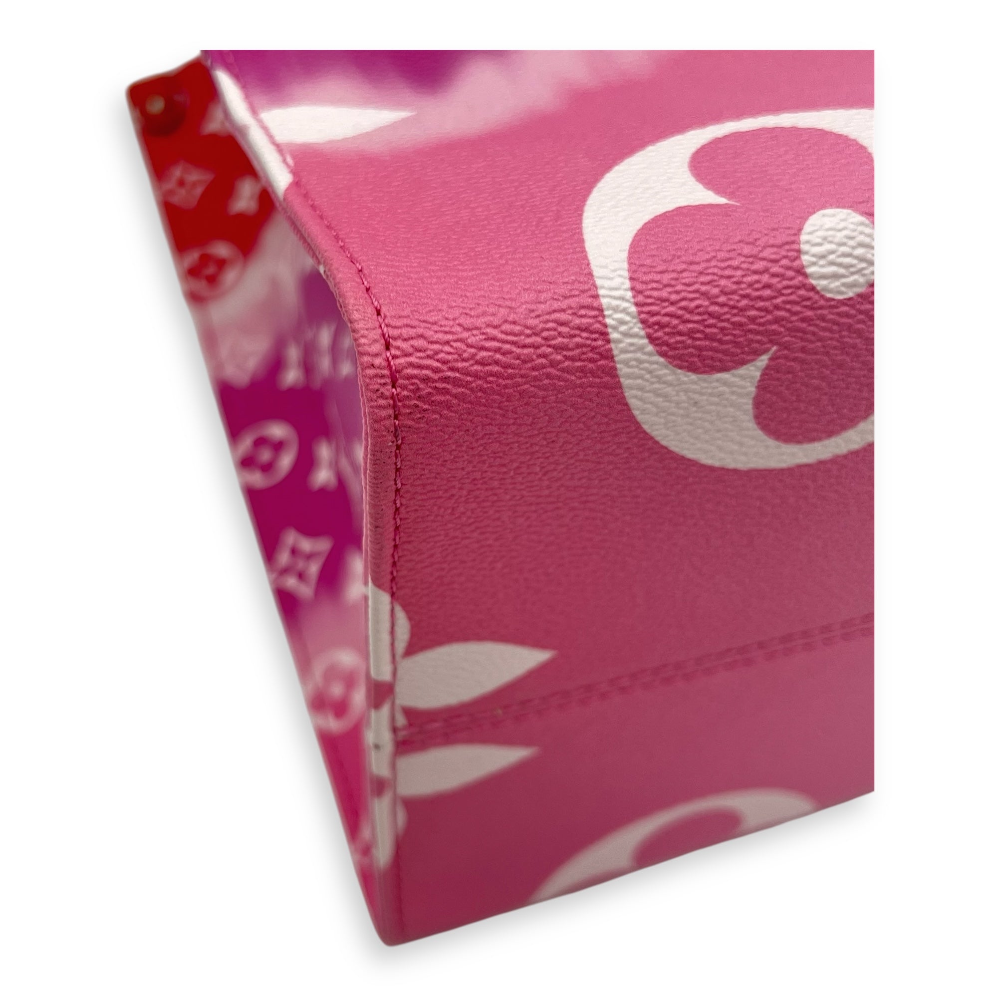 OnTheGo GM Multi-colour Tote Bag in Coated Canvas, Silver hardware - Image 9