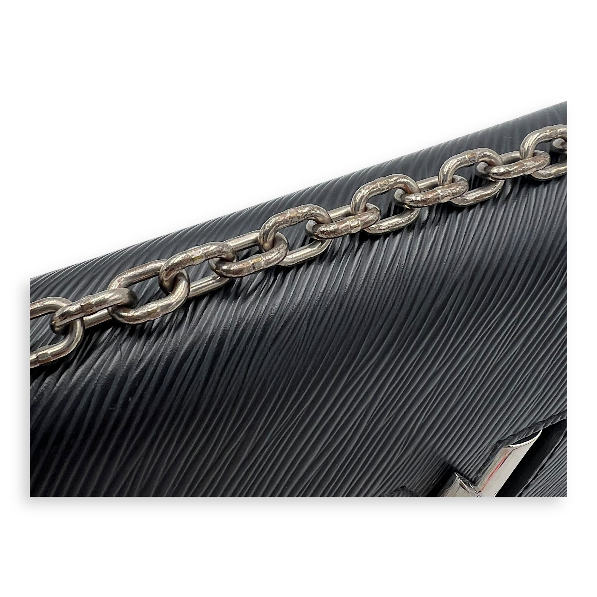 Twist PM Crossbody bag in Epi leather, Silver Hardware - Image 10