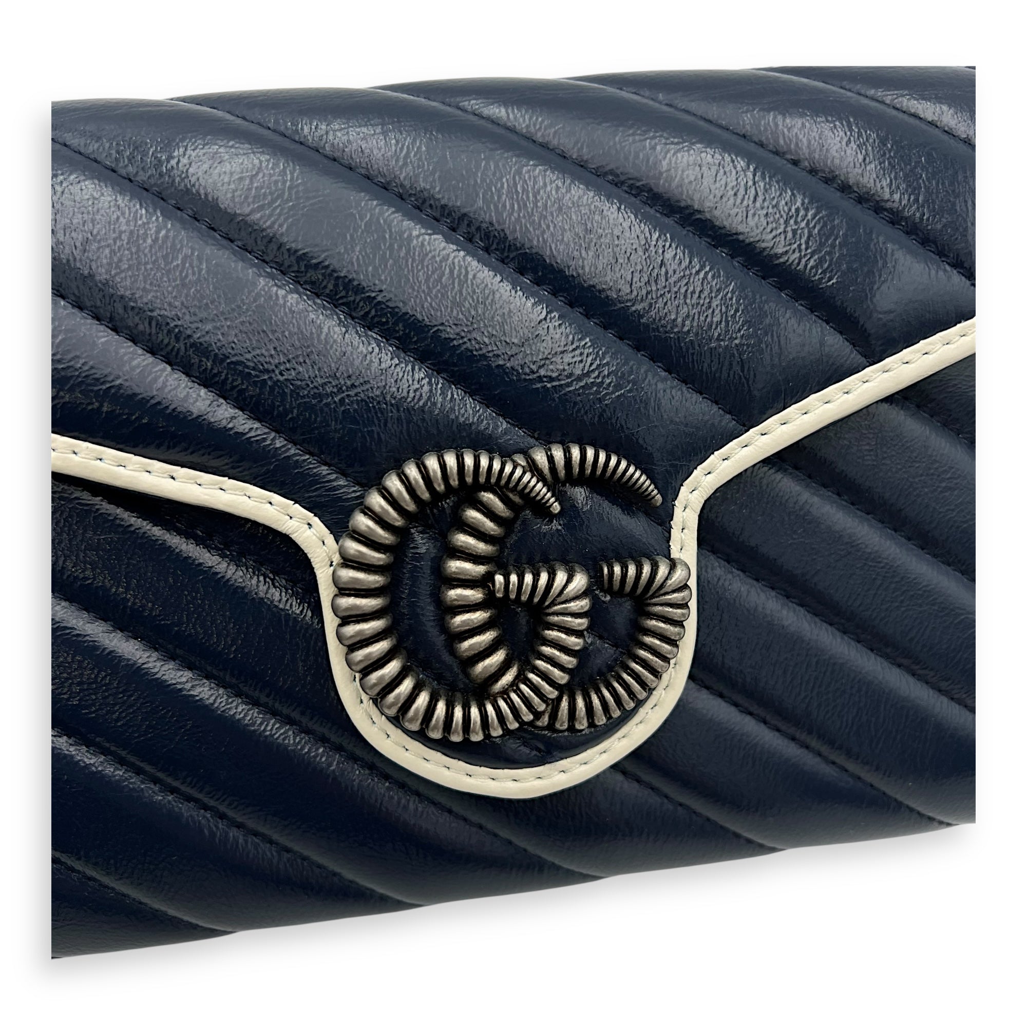 GG Marmont Wallet On Chain Blue in Calfskin, Ruthenium hardware - Image 8