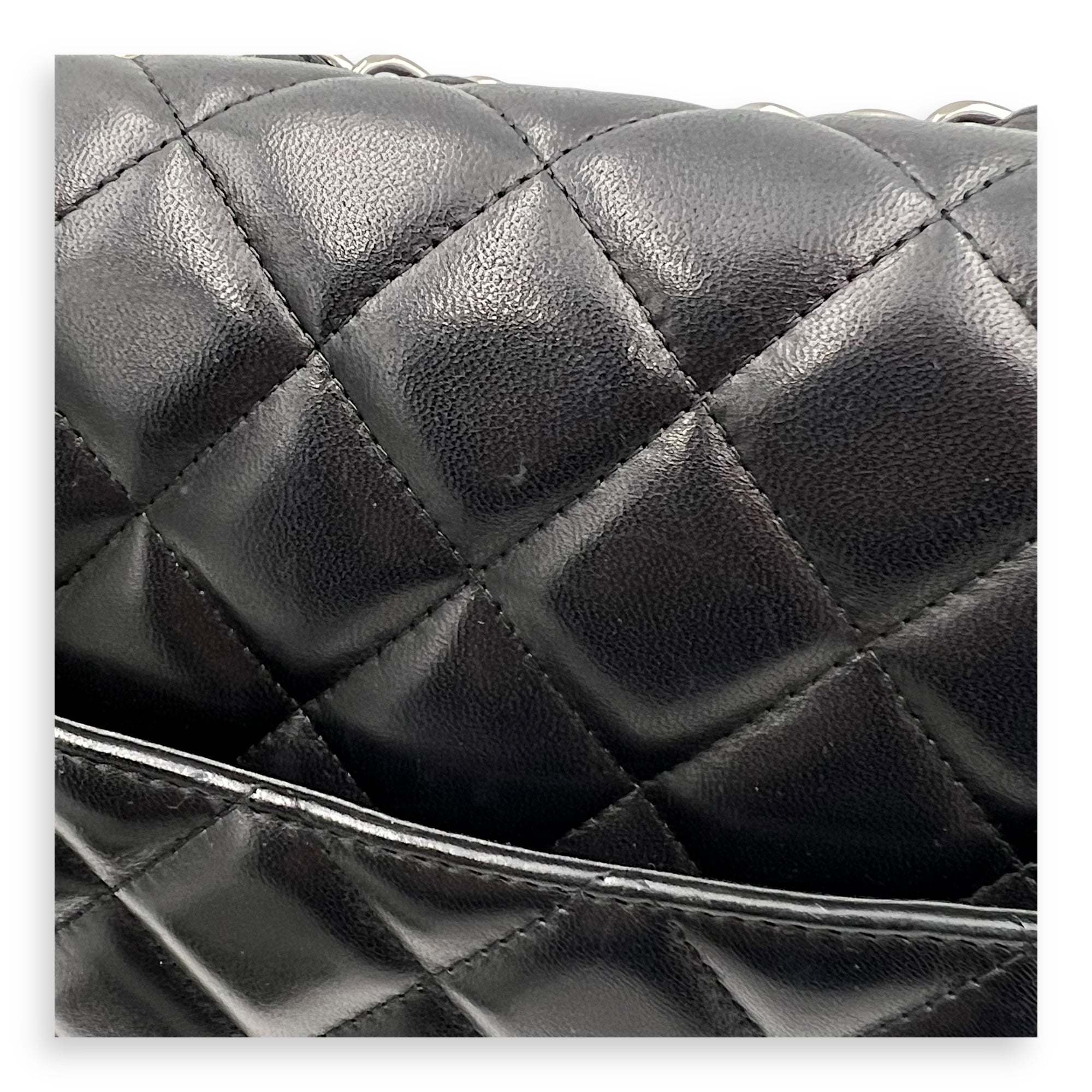 Classic Maxi Black Shoulder Bag in Lambskin, Silver hardware - Image 17