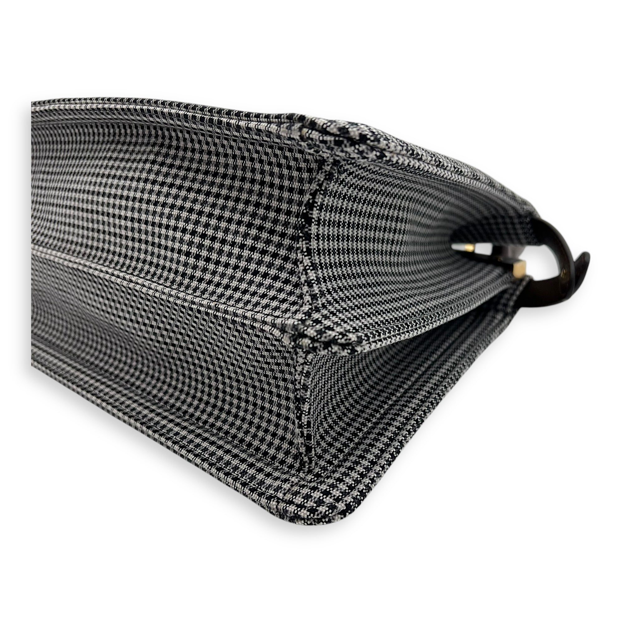 ISeeU Top handle bag in Canvas, Gold Hardware - Image 9